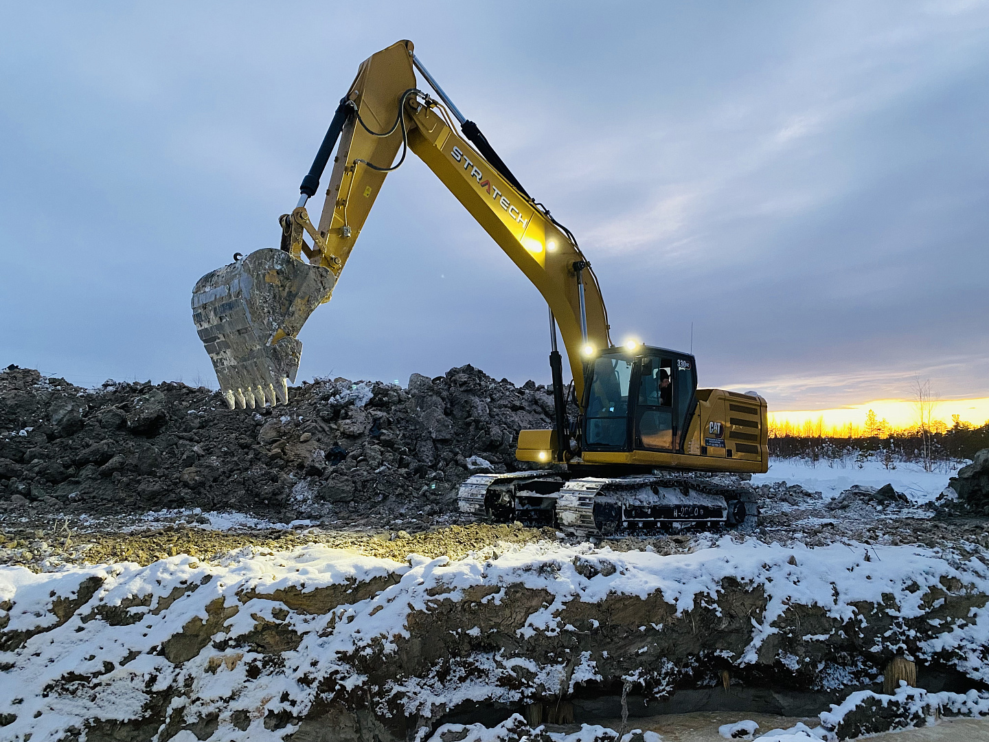 Как начать карьеру машиниста экскаватора в Сургуте: практические советы для начинающих