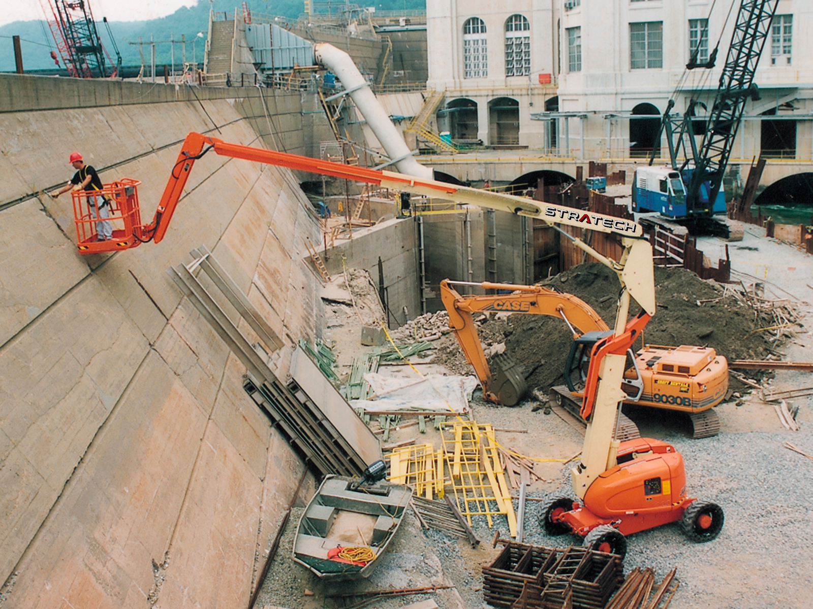Повысьте эффективность вашего проекта в Сургуте с помощью современных подъемников от Stratech